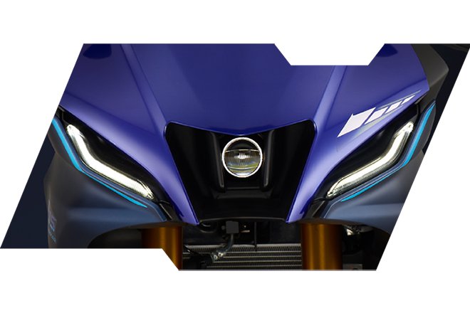 r15 v4 front look